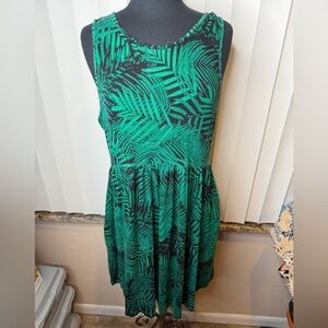 Longyuan sleeveless swing sundress green black tropical leaf pattern Size XL